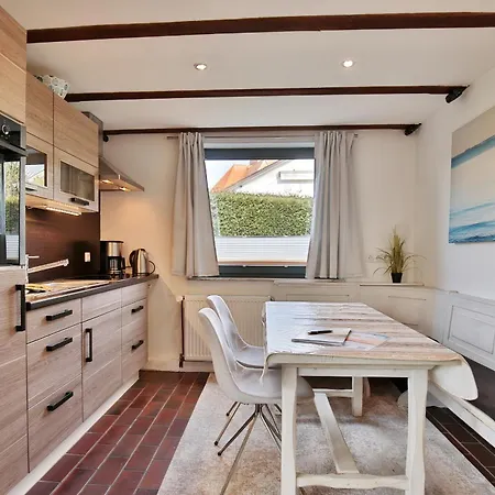 Am Wittinghaaf Haus Moin * Niendorf (Timmendorfer Strand)